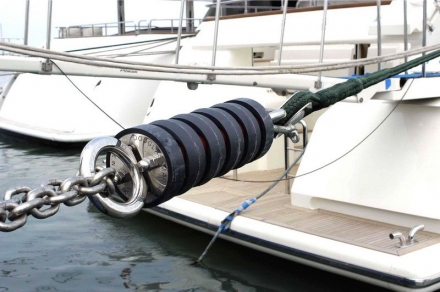 Master Mooring 50 for boat from 150 to 900 ton. - E.V.A. Bumper